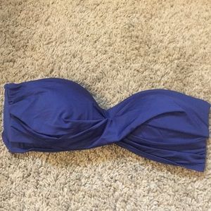 Navy blue strapless bikini